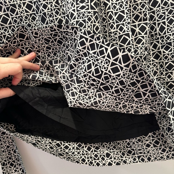BCBG MaxAzria 100% Cotton Black White Knee Length High Waisted Skirt Patterned - Picture 7 of 11